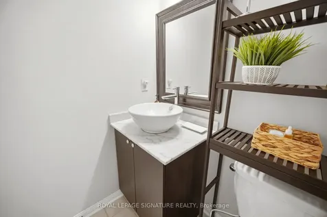 8 Foundry Avenue Toronto ON M6H 0A5