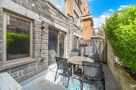 8 Foundry Avenue Toronto ON M6H 0A5