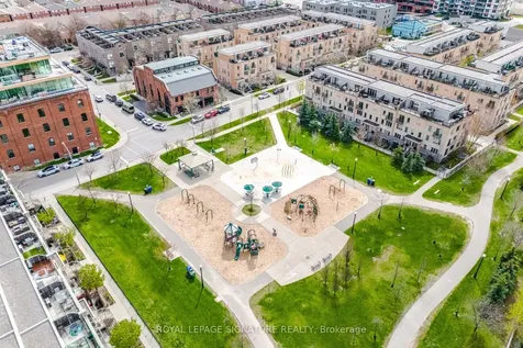 8 Foundry Avenue Toronto ON M6H 0A5