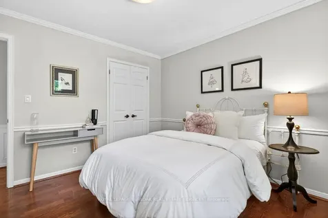 479 Morrison Road Oakville ON L6J 4K6