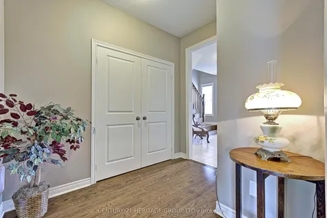 28 Boyces Creek Court Caledon ON L7C 3S2