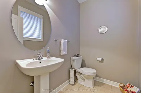 28 Boyces Creek Court Caledon ON L7C 3S2