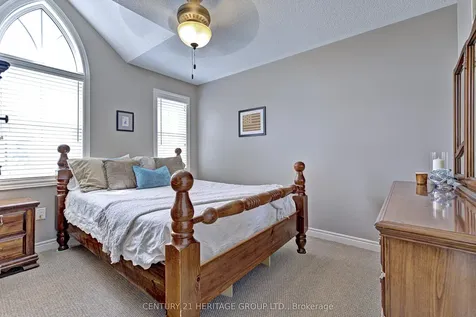 28 Boyces Creek Court Caledon ON L7C 3S2