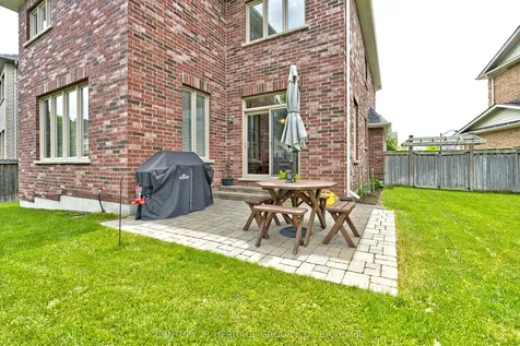 28 Boyces Creek Court Caledon ON L7C 3S2
