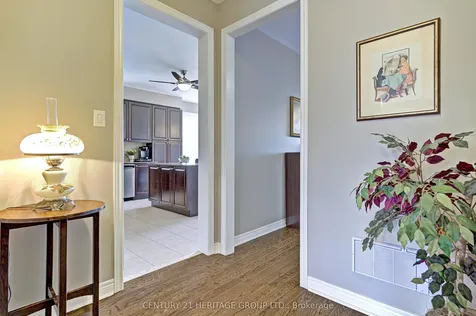 28 Boyces Creek Court Caledon ON L7C 3S2