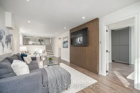 1856 Bonnymede Drive Mississauga ON L5J 1E1