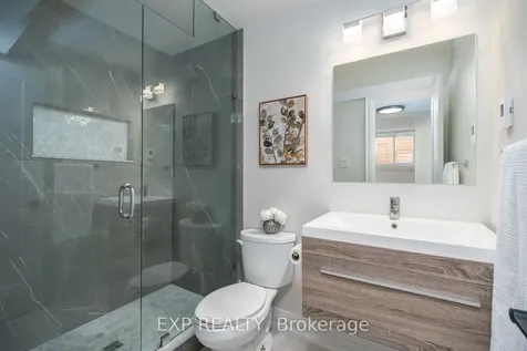 1856 Bonnymede Drive Mississauga ON L5J 1E1