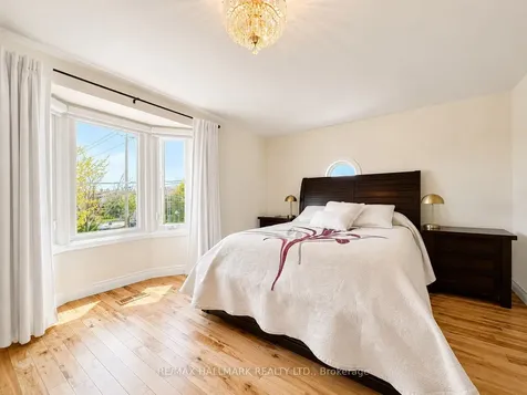 100 Ascot Avenue Toronto ON M6E 1E9