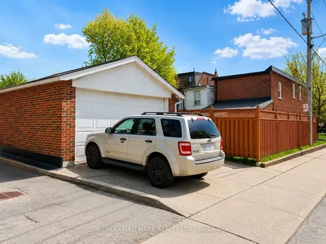 100 Ascot Avenue Toronto ON M6E 1E9