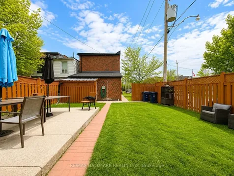100 Ascot Avenue Toronto ON M6E 1E9