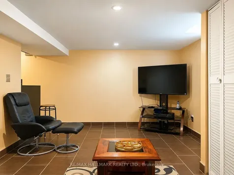 100 Ascot Avenue Toronto ON M6E 1E9