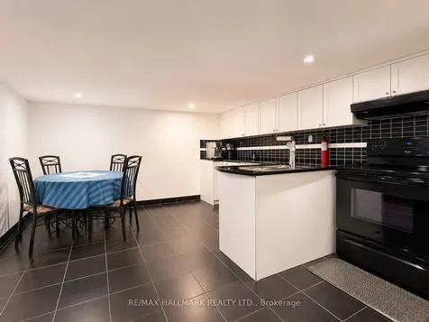 100 Ascot Avenue Toronto ON M6E 1E9