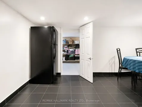 100 Ascot Avenue Toronto ON M6E 1E9