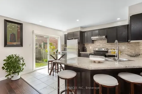 164 Mcdougall Cross Milton ON L9T 0P7
