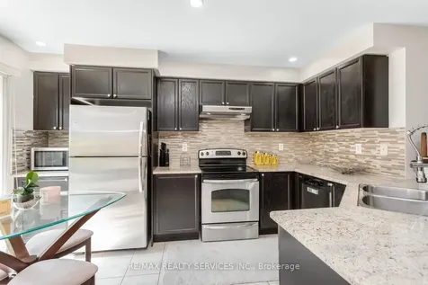 164 Mcdougall Cross Milton ON L9T 0P7
