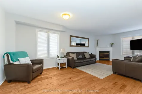 295 Queen Mary Drive Brampton ON L7A 3R1
