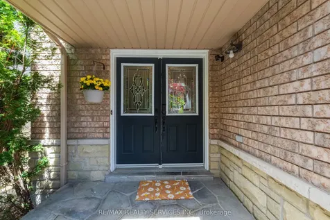 295 Queen Mary Drive Brampton ON L7A 3R1