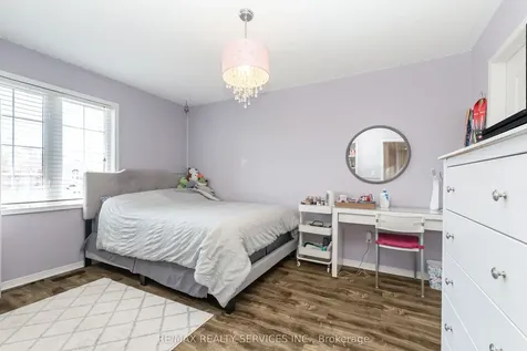 295 Queen Mary Drive Brampton ON L7A 3R1
