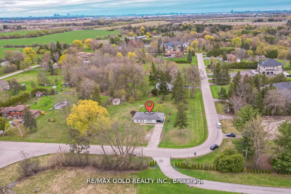 59 Marysfield Drive Brampton ON L6P 0J2