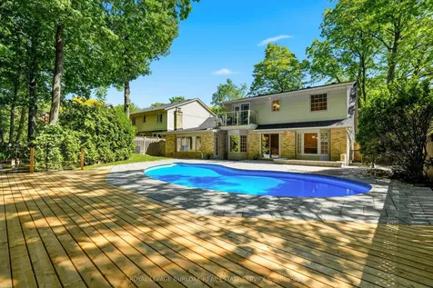 1928 Four Seasons Drive Burlington ON L7P 2Y1