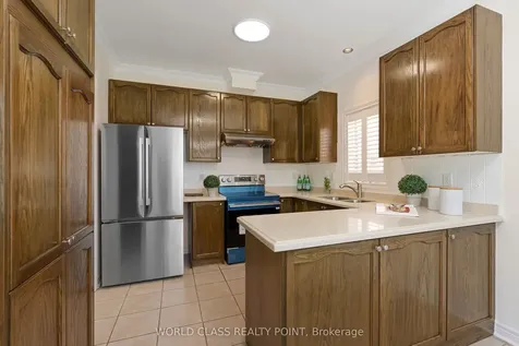 3795 Lacman Trail Mississauga ON L5M 6X8