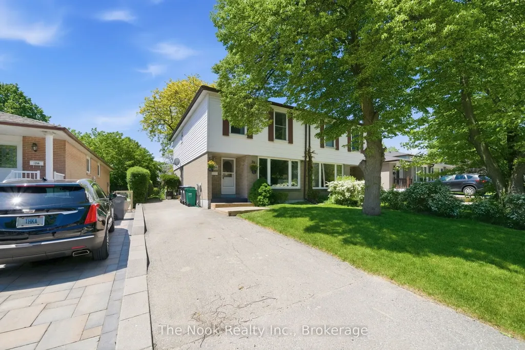 1254 Playford Road Mississauga ON L5J 3V7