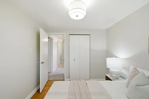 1254 Playford Road Mississauga ON L5J 3V7