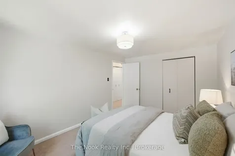 1254 Playford Road Mississauga ON L5J 3V7