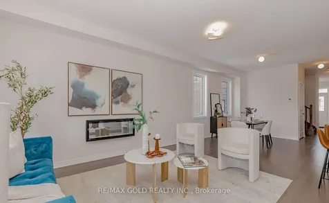 25 Sapwood Crescent Brampton ON L6Z 0K8