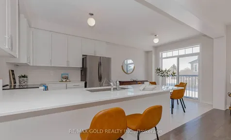 25 Sapwood Crescent Brampton ON L6Z 0K8