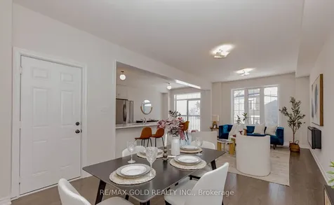 25 Sapwood Crescent Brampton ON L6Z 0K8