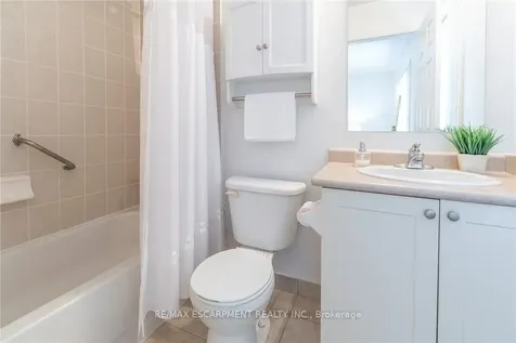 233 Duskywing Way Oakville ON L6L 0C5