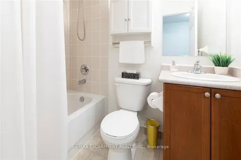 233 Duskywing Way Oakville ON L6L 0C5