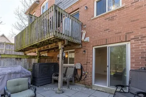 233 Duskywing Way Oakville ON L6L 0C5