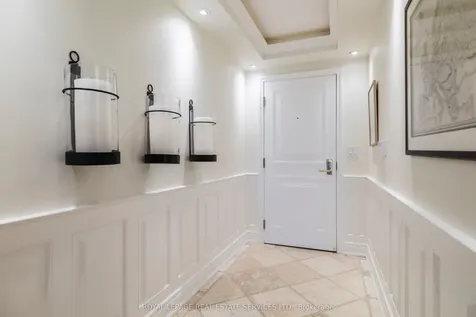 1 Palace Pier Court Toronto ON M8V 3W9