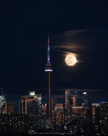 1 Palace Pier Court Toronto ON M8V 3W9