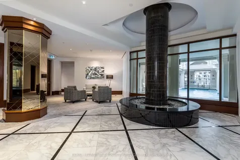 1 Palace Pier Court Toronto ON M8V 3W9