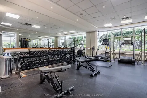 1 Palace Pier Court Toronto ON M8V 3W9