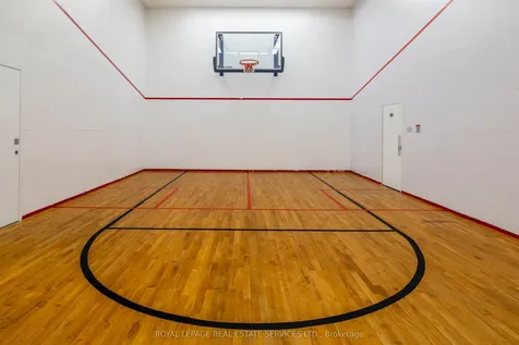 1 Palace Pier Court Toronto ON M8V 3W9