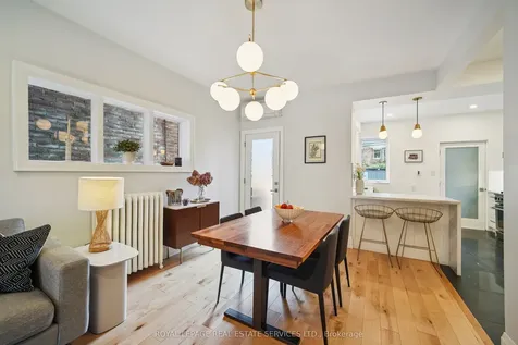 29 Parkside Drive Toronto ON M6R 2Y7