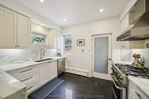 29 Parkside Drive Toronto ON M6R 2Y7