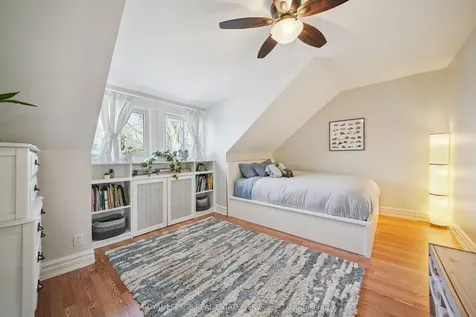 29 Parkside Drive Toronto ON M6R 2Y7