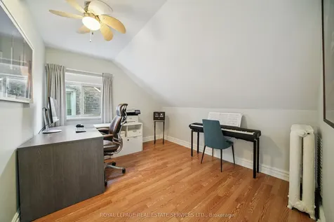 29 Parkside Drive Toronto ON M6R 2Y7