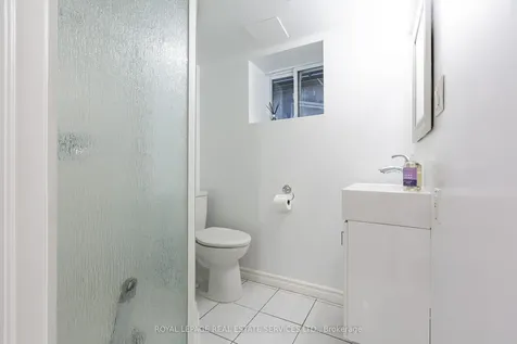 29 Parkside Drive Toronto ON M6R 2Y7