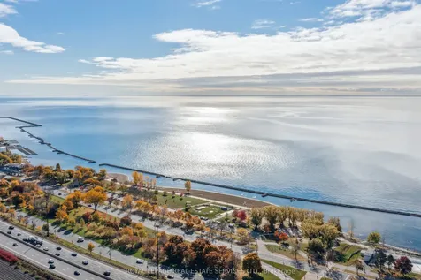 29 Parkside Drive Toronto ON M6R 2Y7