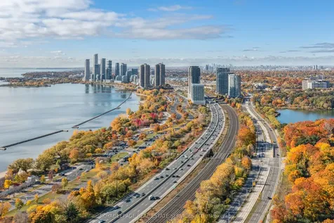 29 Parkside Drive Toronto ON M6R 2Y7
