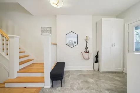 29 Parkside Drive Toronto ON M6R 2Y7
