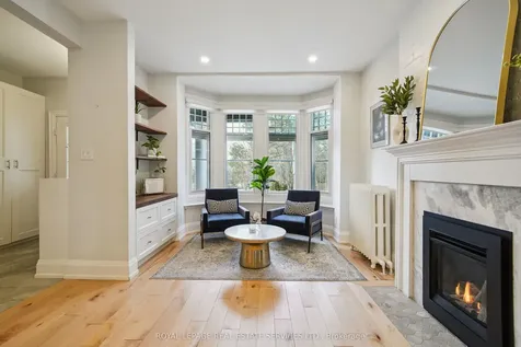 29 Parkside Drive Toronto ON M6R 2Y7