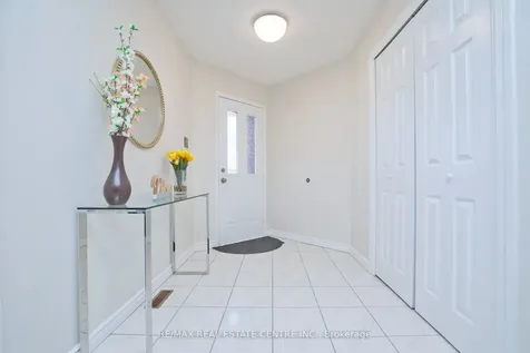 34 Smithers Crescent Brampton ON L6Y 3K8