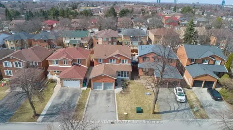 34 Smithers Crescent Brampton ON L6Y 3K8